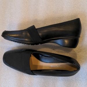 Easy Spirit black wedge heel  slip on loafer size 6.5 M